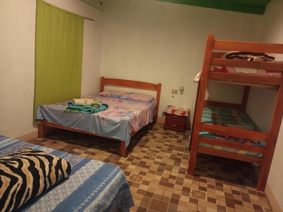 Flia brover  Puerto Iguazú Esterno foto