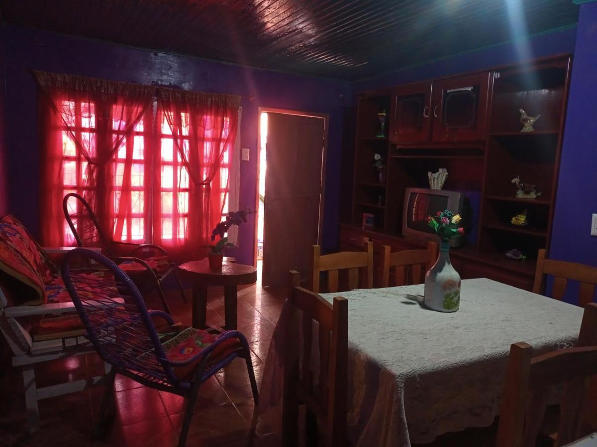 Flia brover  Puerto Iguazú Esterno foto
